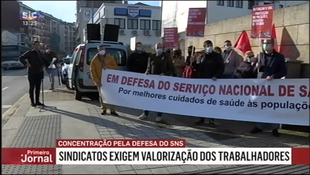 Enfermeiros em protesto em defesa do SNS