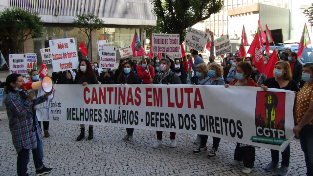 Elevada adesão à greve dos trabalhadores das cantinas