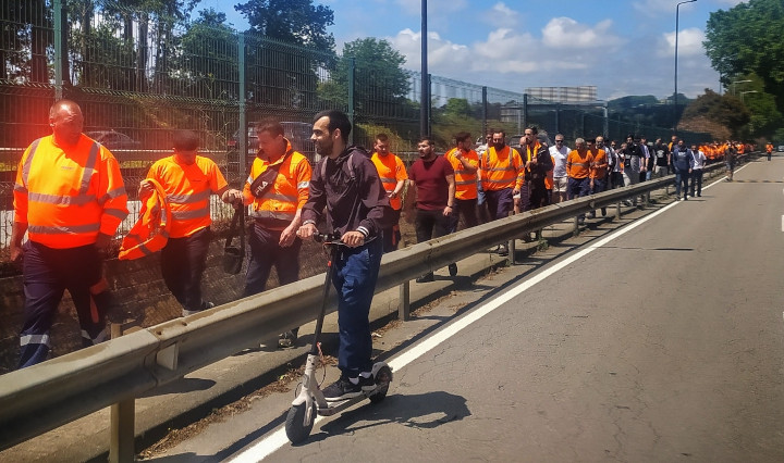 Trabalhadores da RANGEL na Super Bock fizeram plenário na rua