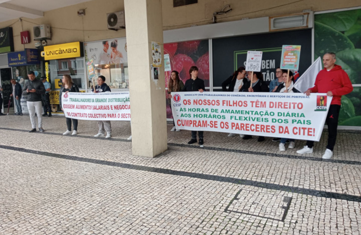 rabalhadores do Pingo Doce exigiram aumentos salariais e negociação