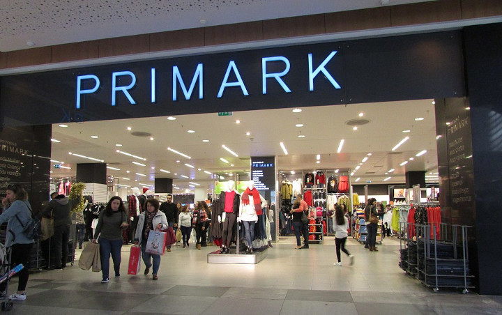 É urgente melhorar as condições de trabalho na Primark