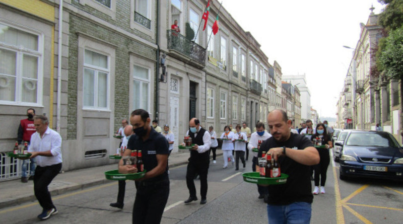 Corrida de Bandeja