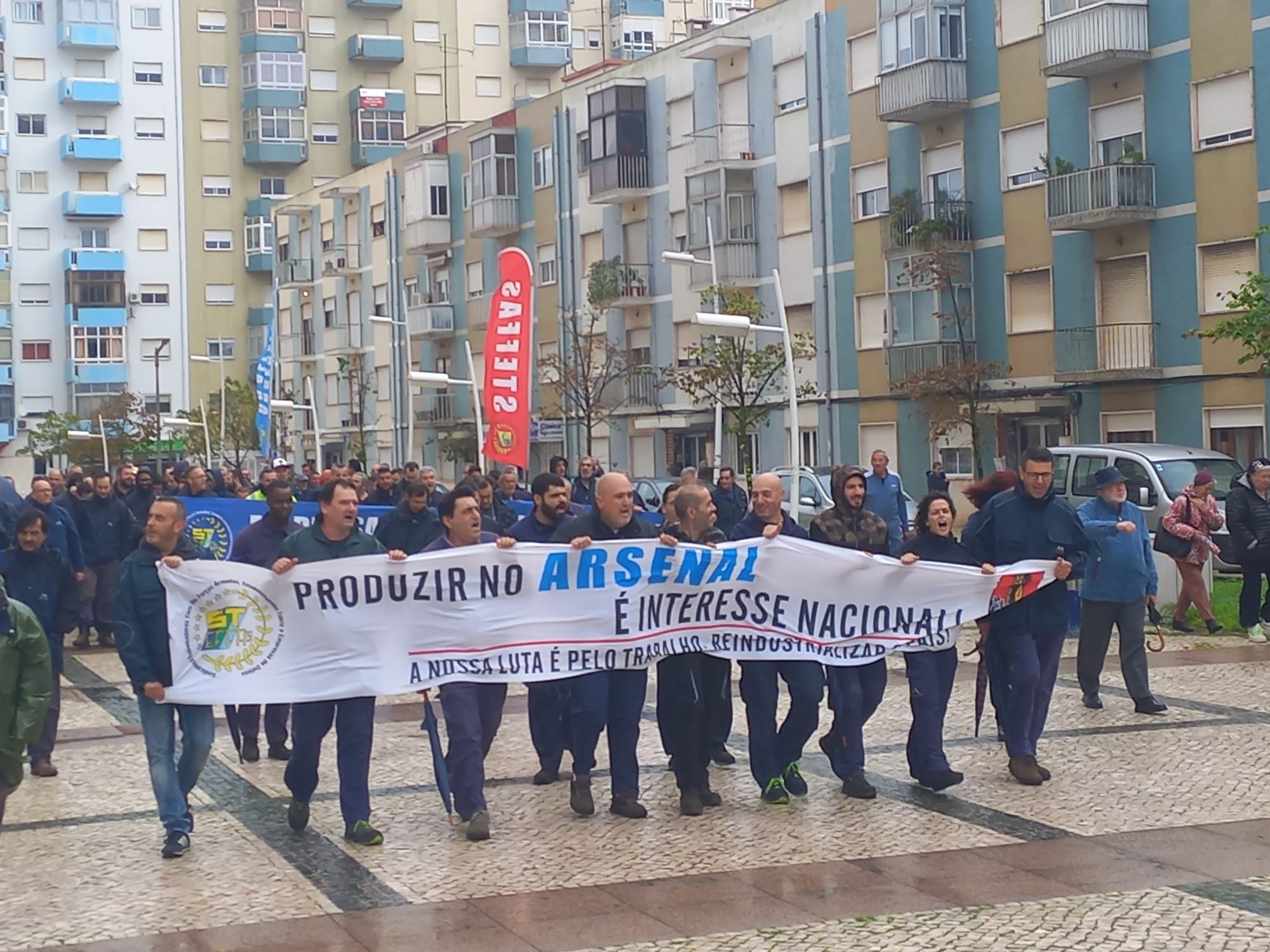 Trabalhadores do Arsenal do Alfeite manifestaram se em Almada