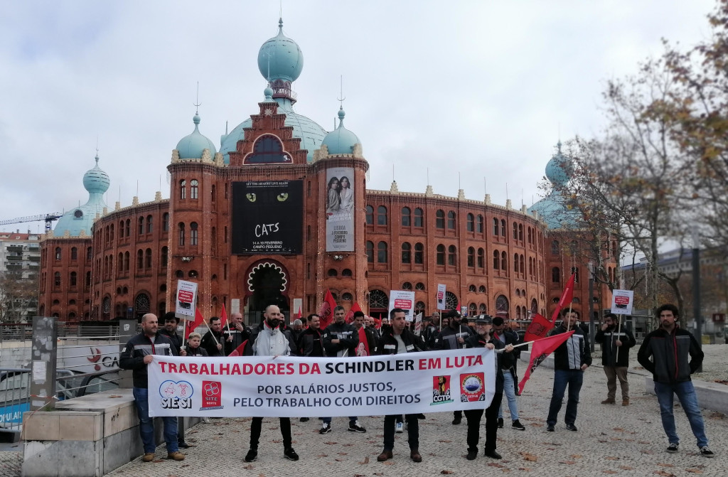 Schindler Ascensores e Escadas Rolantes