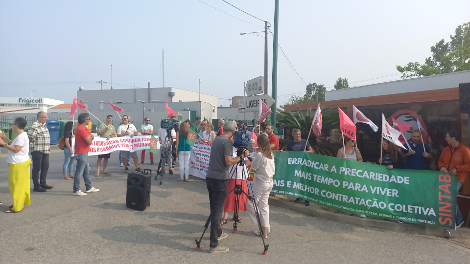 Trabalhadores da Matutano em greve