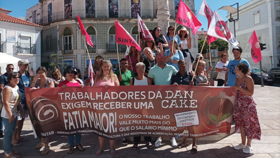 Trabalhadores da Dan Cake estão hoje em grev